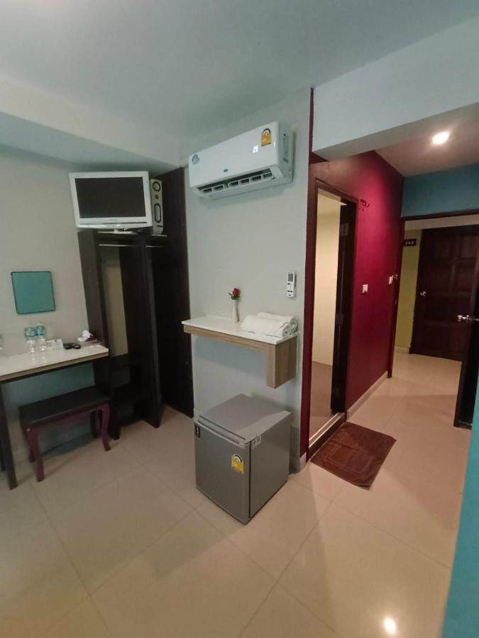 Bb House Rambuttri Hostel Bangkok Kültér fotó